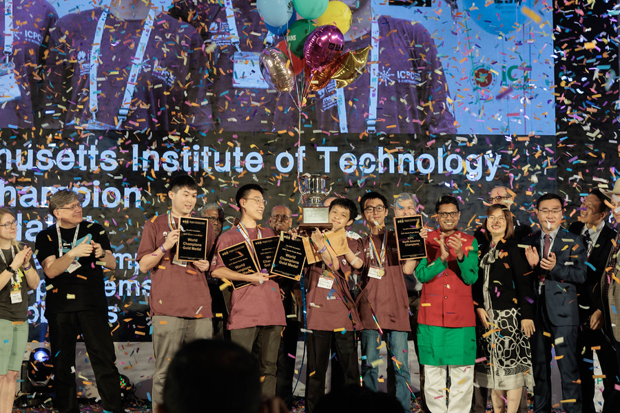 MIT wins programming contest